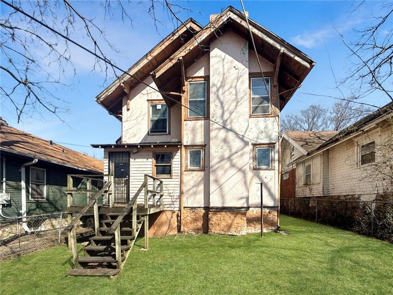 4210 Montgall Ave, Kansas City, MO 64130