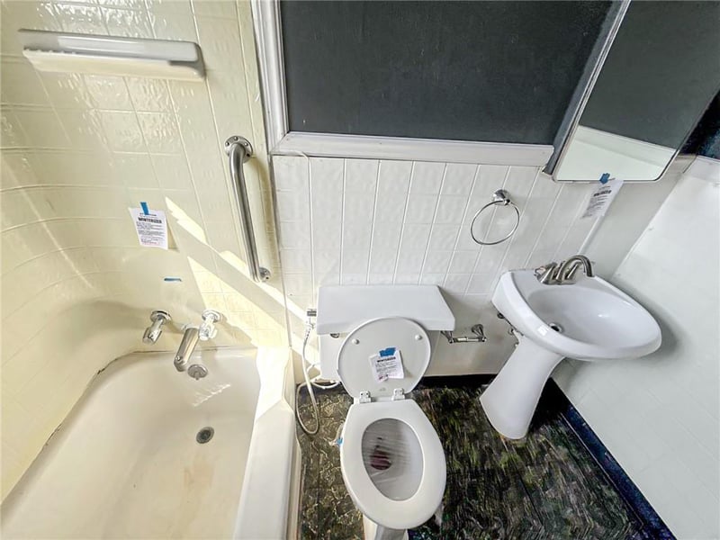 4210 Montgall Ave, Kansas City, MO 64130