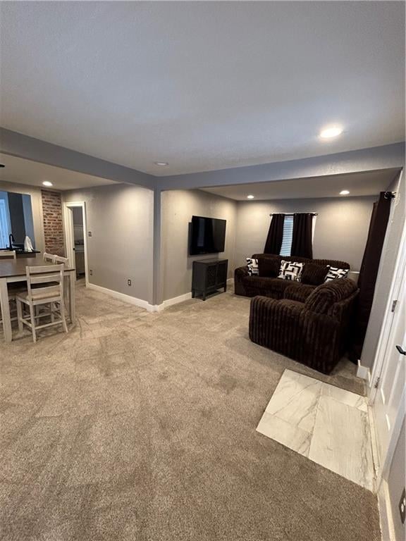 5231 Gladstone Blvd, Kansas City, MO 64123