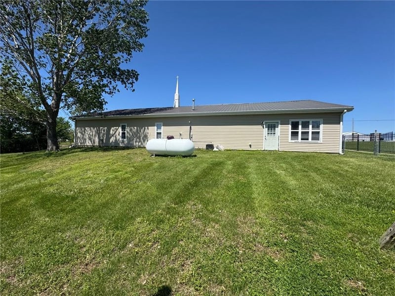 480 Dd Hw, Warrensburg, MO 64093