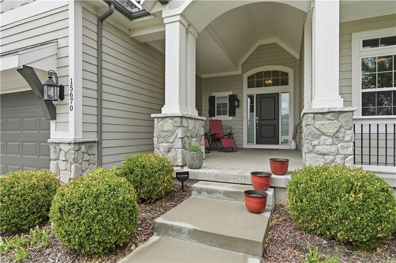 15670 171 Ter, Olathe, KS 66062