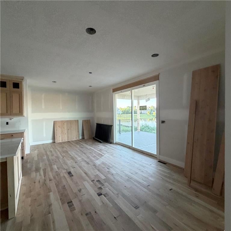 2347 Foxtail Dr, Kearney, MO 64060