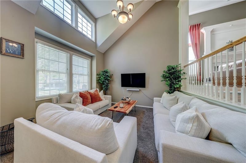 16655 155th Ter, Olathe, KS 66062
