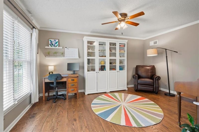 7816 115th St, Overland Park, KS 66210