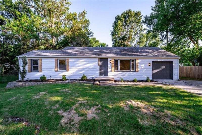 7305 Lamar Ave, Overland Park, KS 66204