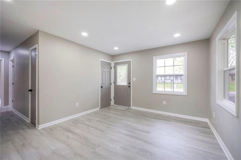 2605 48th St, Kansas City, KS 66106