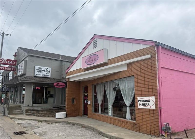 9711 63rd St, Raytown, MO 64133