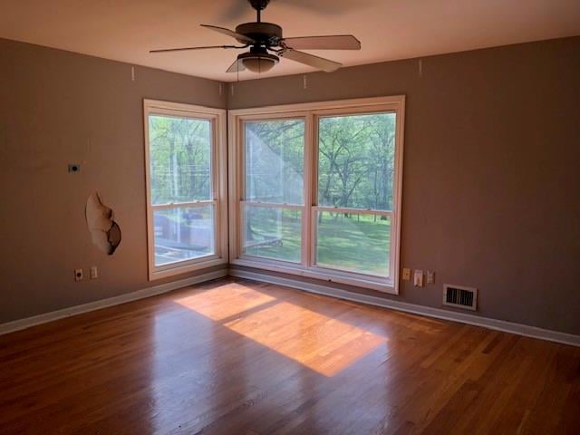 3203 E 107th Ter, Kansas City, MO 64137