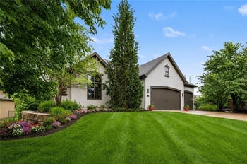 10515 N Michigan Ave, Kansas City, MO 64155