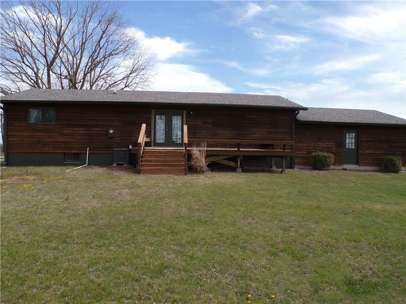 1010 2800 St, Laharpe, KS 66751