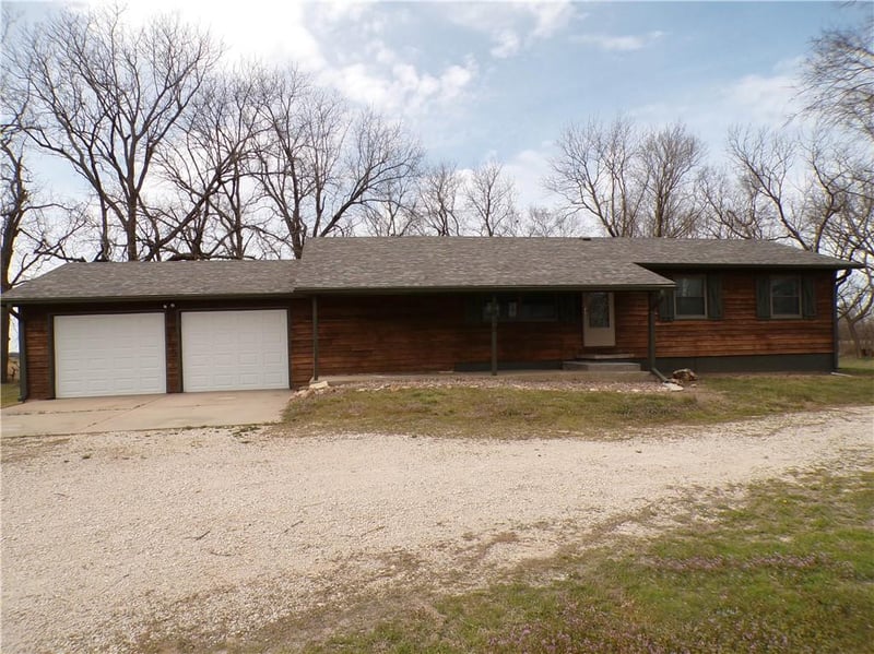 1010 2800 St, Laharpe, KS 66751