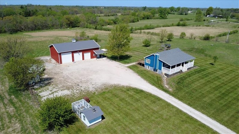 4270 69 Hw, Lathrop, MO 64465