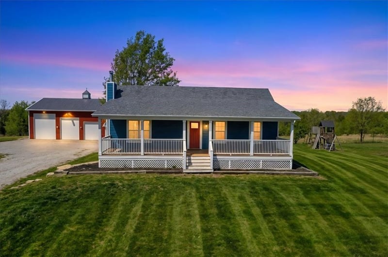 4270 69 Hw, Lathrop, MO 64465