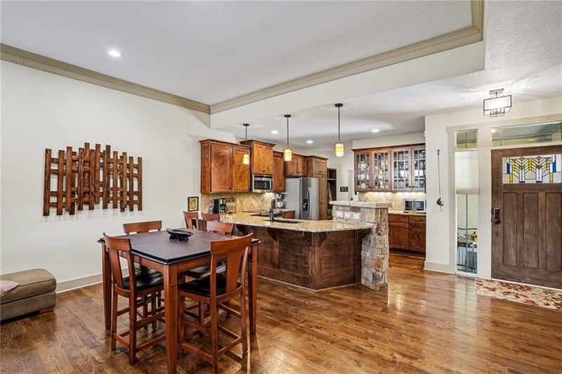 19405 102nd St, Lenexa, KS 66220