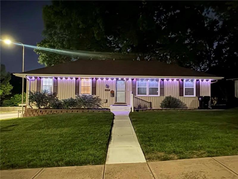 3830 Breckenridge Dr, Independence, MO 64055