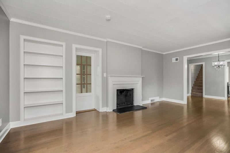 845 77th St, Kansas City, MO 64131