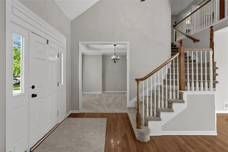 15216 Woodson St, Overland Park, KS 66223