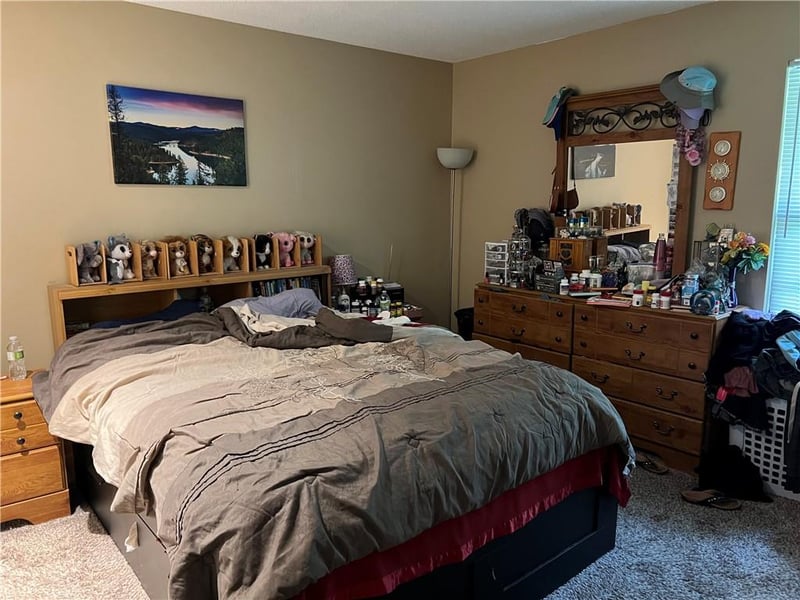 411-413 Spring Ave, Liberty, MO 64068