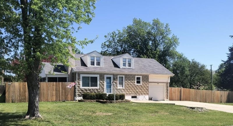 1005 Forest Ave, Independence, MO 64050