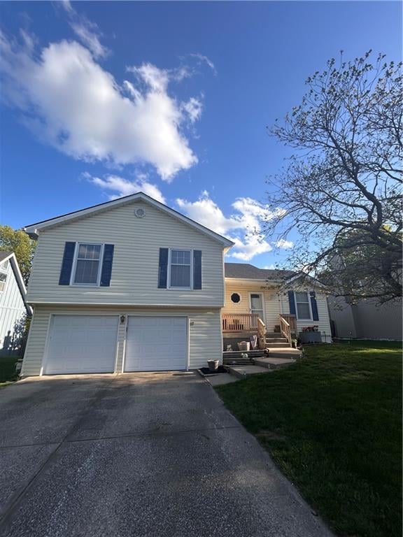 17 102nd Ter, Kansas City, MO 64155