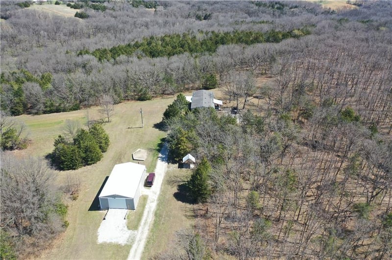 25240 Hwy T Hw, Milan, MO 63556