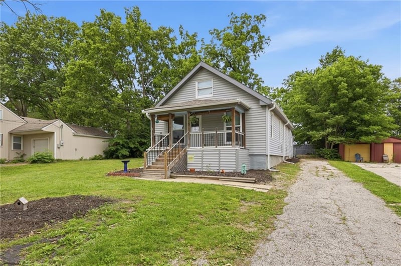 510 Lindberg Dr, Kansas City, MO 64118