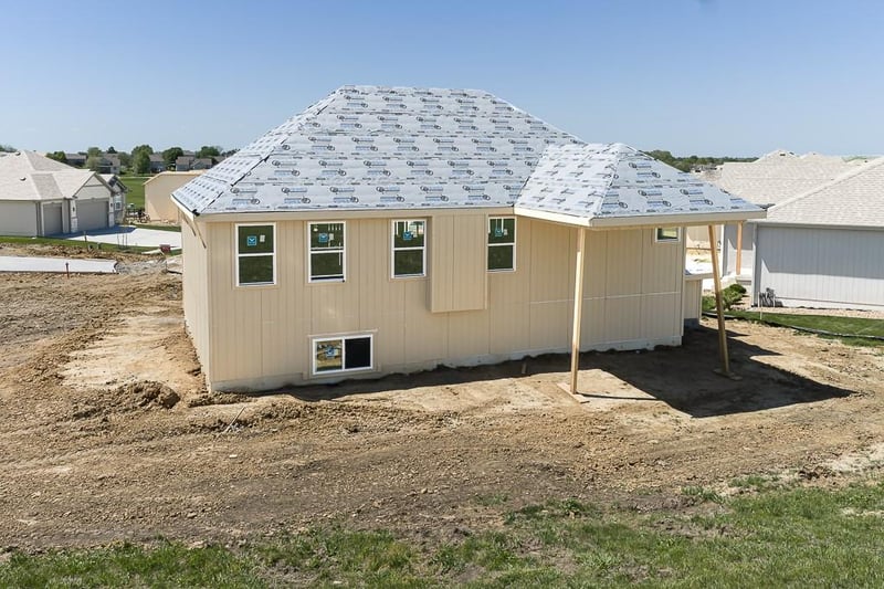 15580 Sheridan Ct, Basehor, KS 66007