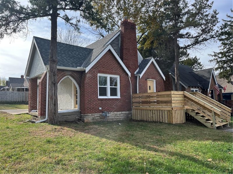 2819 63rd St, Kansas City, MO 64130