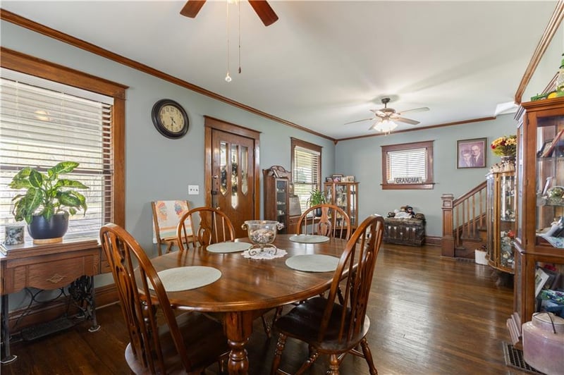 109 12th St, Atchison, KS 66002