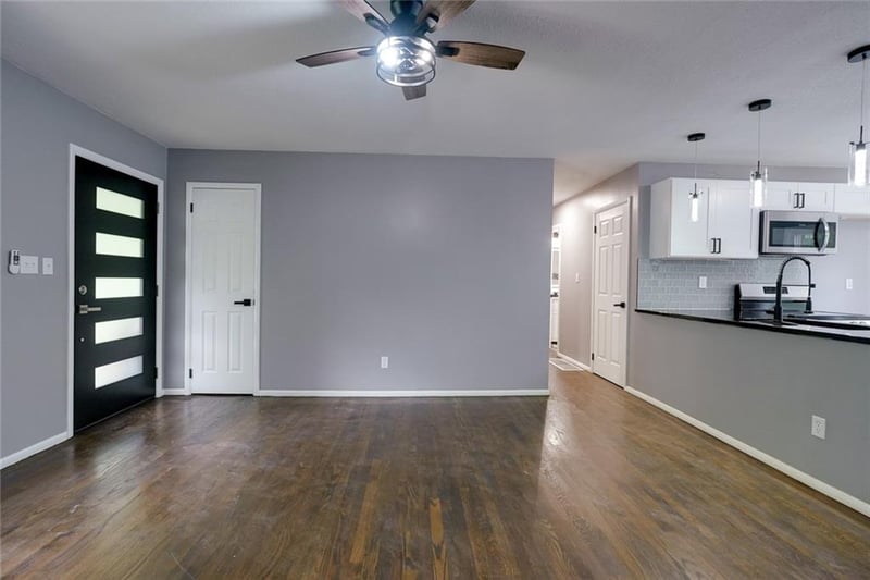 17804 Greentree Ave, Independence, MO 64057