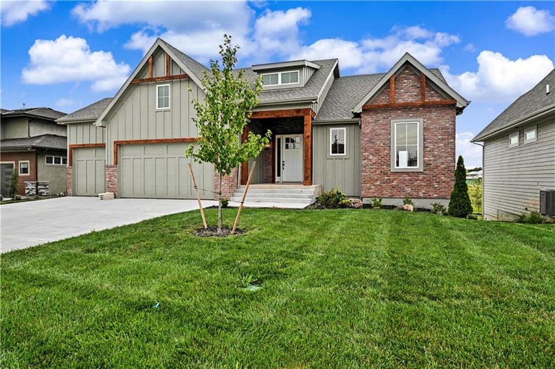 17312 Earnshaw St, Overland Park, KS 66221