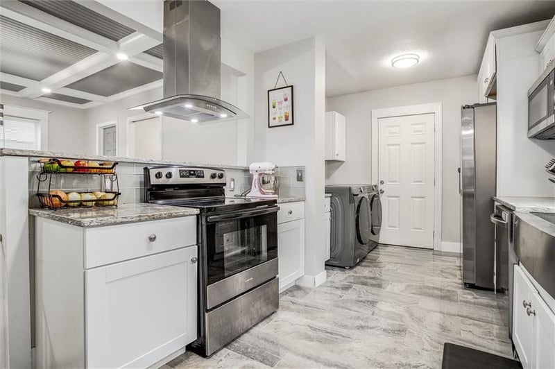 4008 College Ave, Kansas City, MO 64130