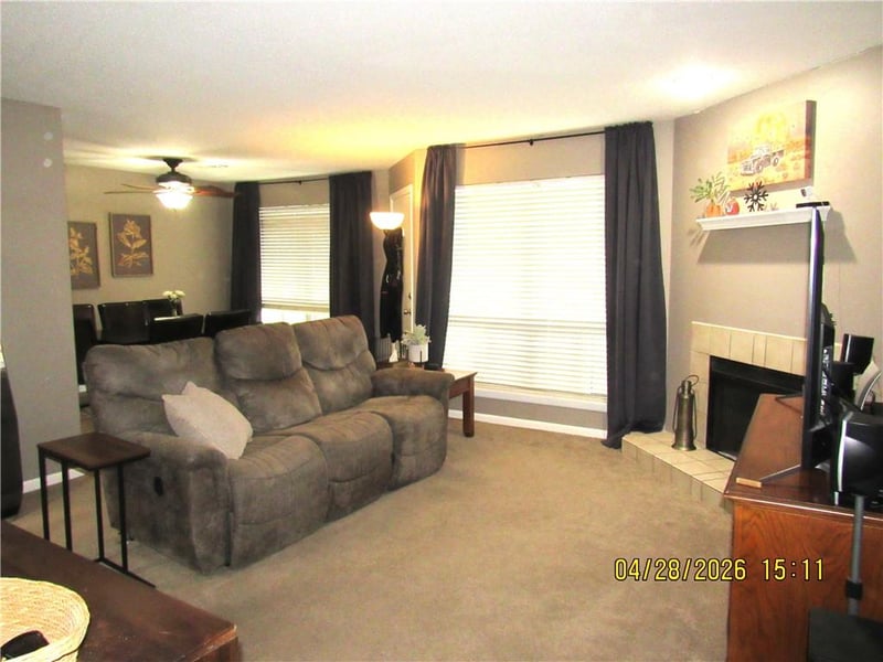 11130 Nieman Rd #101, Overland Park, KS 66210