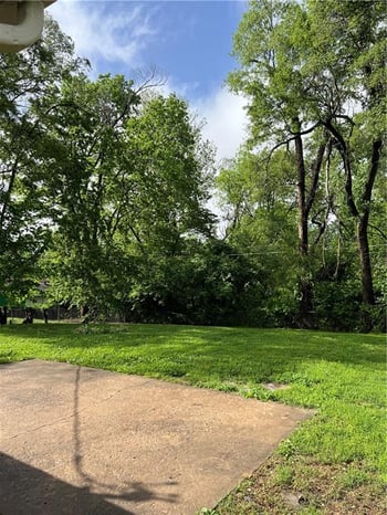 4655 43rd Ter, Kansas City, MO 64130