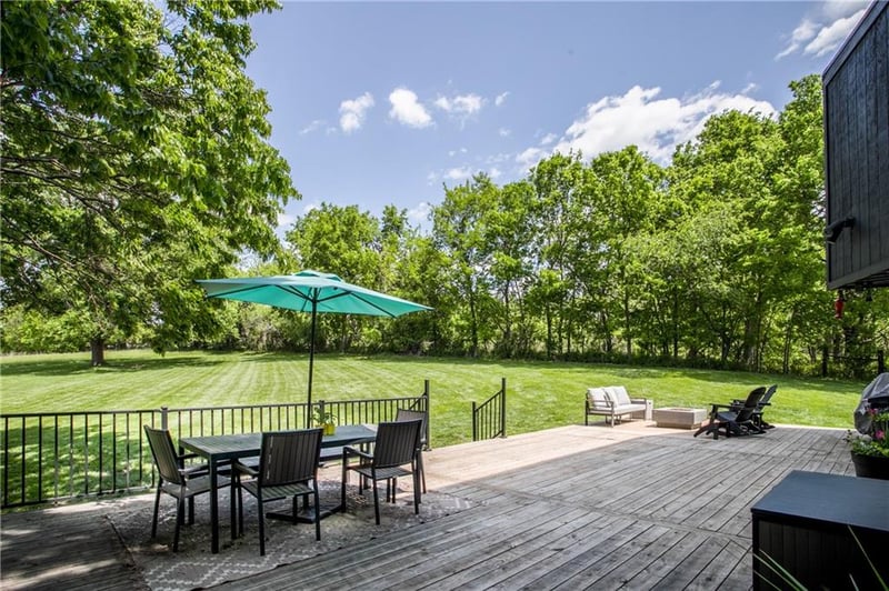 3909 Beach Rd, Lee's Summit, MO 64064