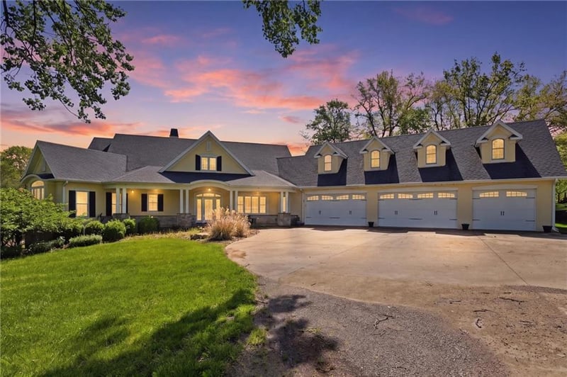 1850 Lake Viking Ter, Gallatin, MO 64640