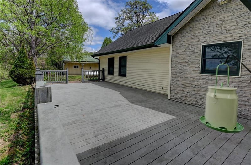 10306 State Route Jj Hw, St Joseph, MO 64504