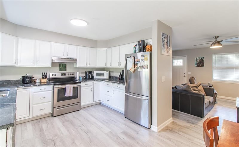 502 Mallory Ct, Warrensburg, MO 64093