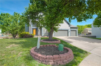 1014 NE 92nd Ct, Kansas City, MO 64155