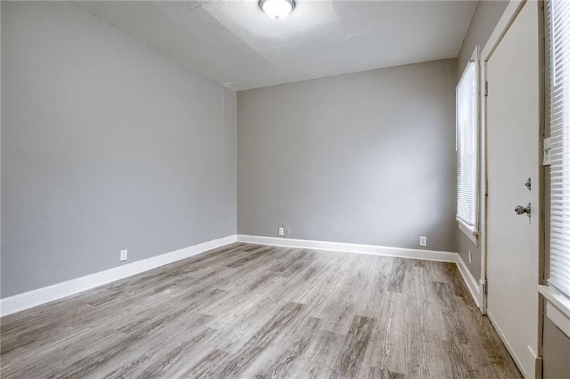 301 Lawndale Ave, Kansas City, MO 64123