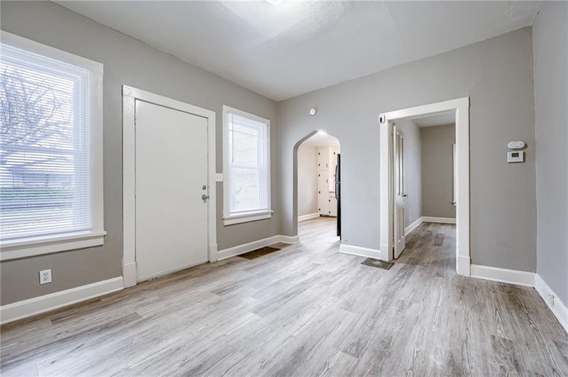 301 Lawndale Ave, Kansas City, MO 64123