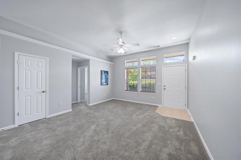 18630 158th Pl #4801, Olathe, KS 66062