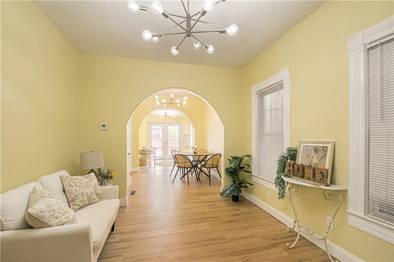 115 Brooklyn Ave, Kansas City, MO 64124