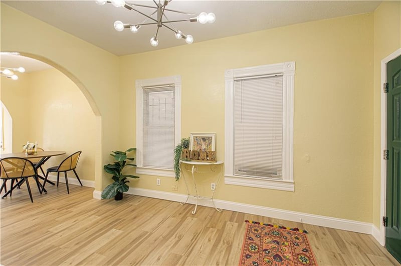 115 Brooklyn Ave, Kansas City, MO 64124