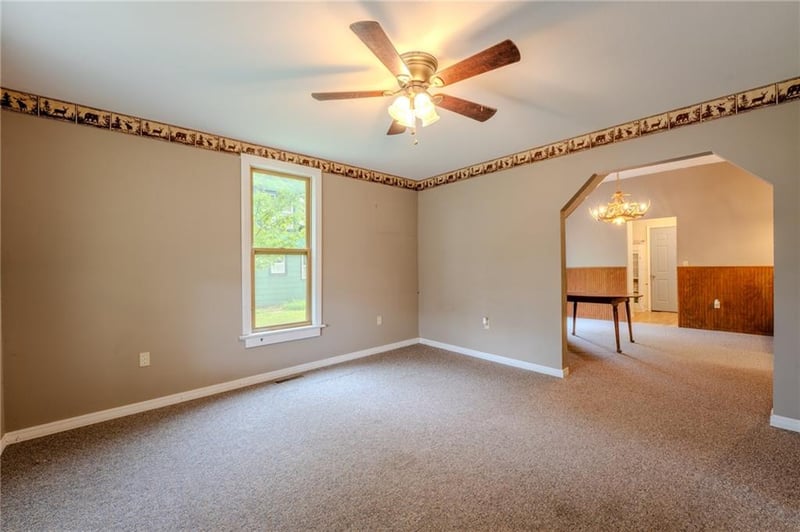 421 N 12th St, Fredonia, KS 66736