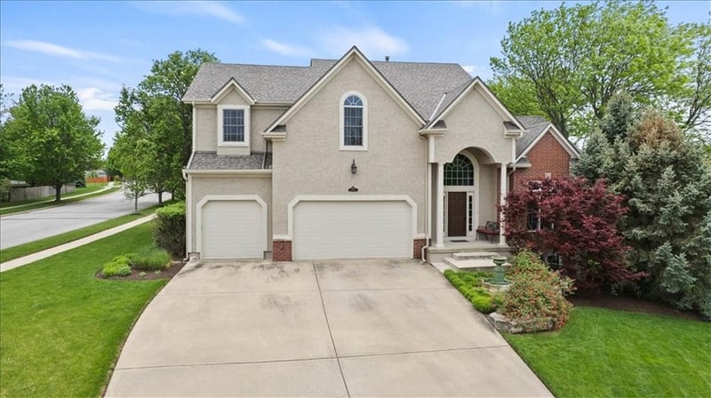 14961 Glen Eyrie St, Olathe, KS 66061