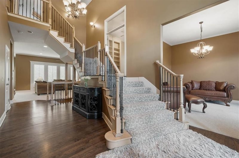 14961 Glen Eyrie St, Olathe, KS 66061