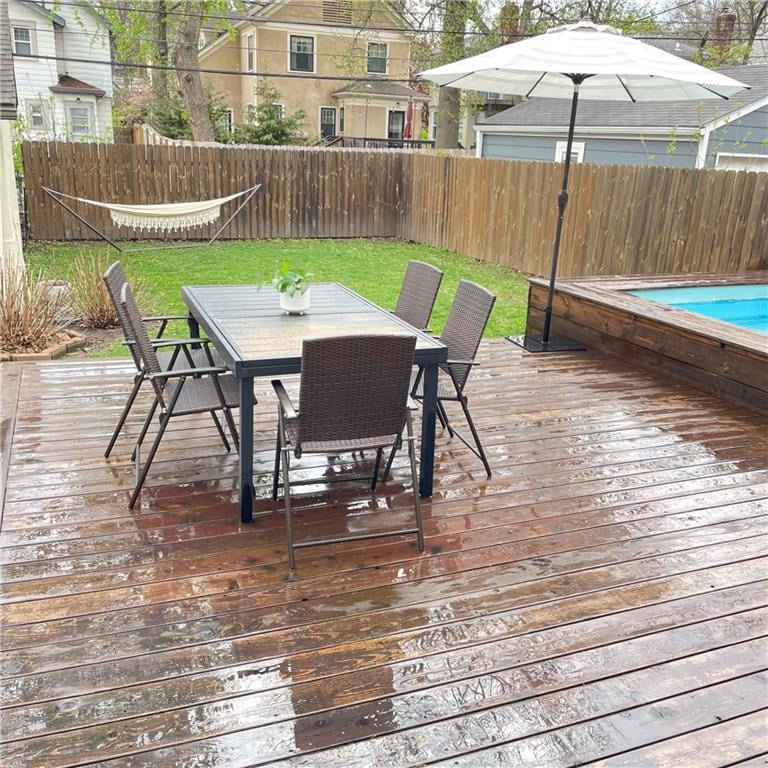 203 66th Ter, Kansas City, MO 64113