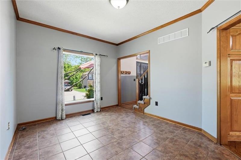 909 Sumac St, Olathe, KS 66061