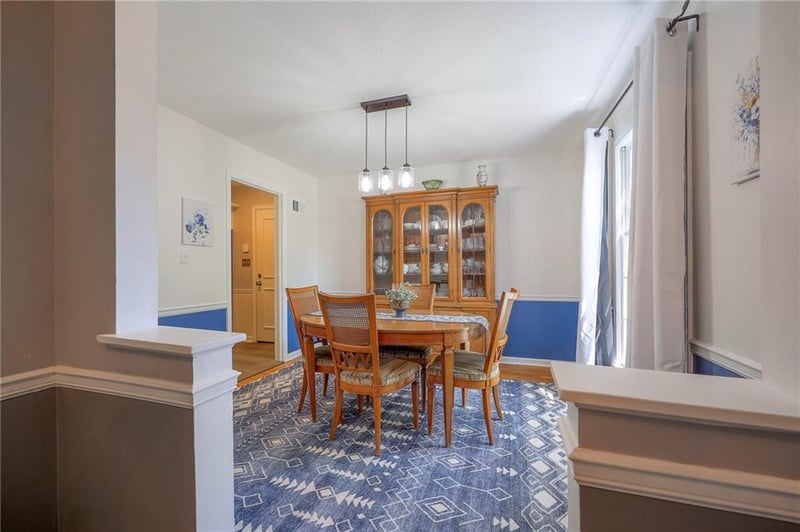 9724 Outlook Dr, Overland Park, KS 66207